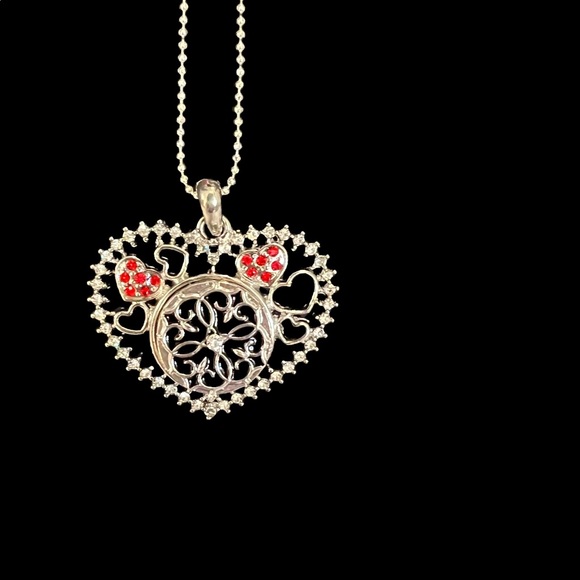 GORGEOUS HEART WITH SMALL RED CRYSTAL HEARTS SNAP BUTTON PENDANT SILVER NECKLACE - Picture 7 of 9